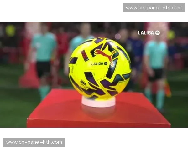 赫罗纳2-1逆转巴萨爆冷登顶，贝尔特兰86分钟绝杀